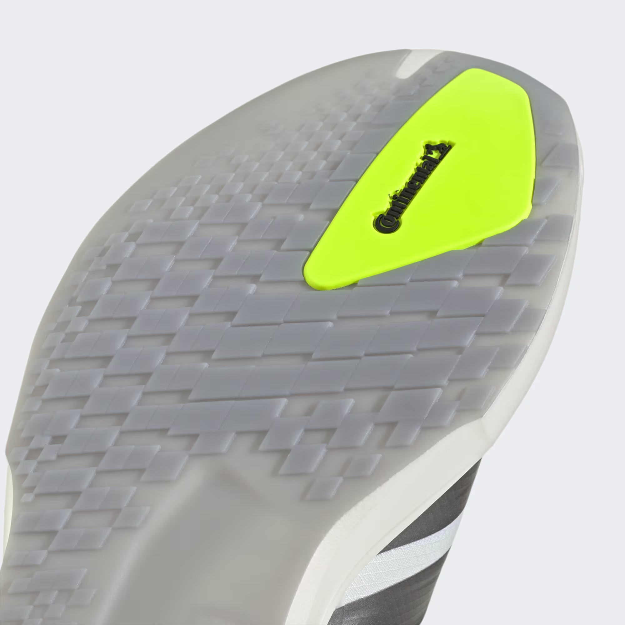 A9 Cloud White : Iron Metallic : Solar Yellow4