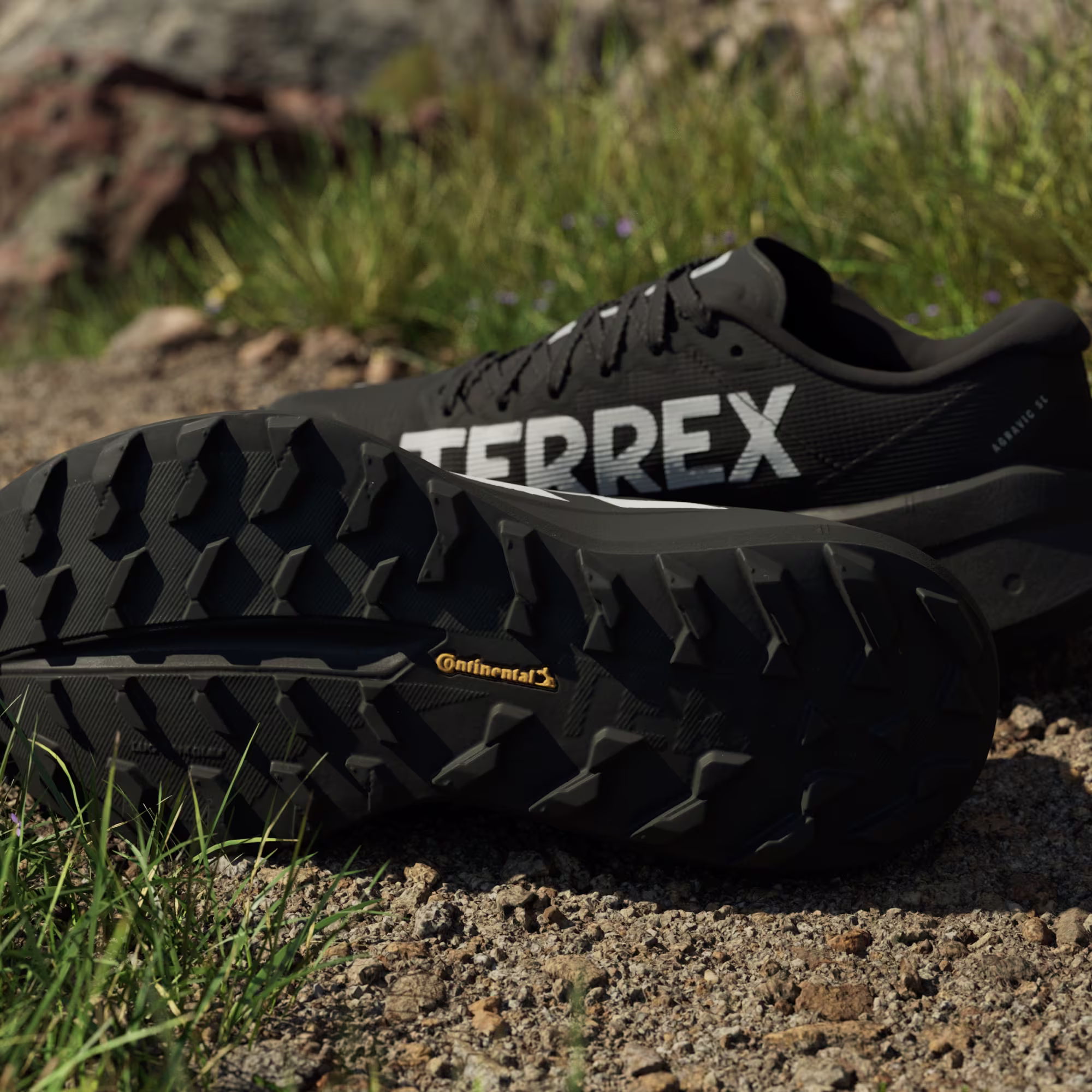 Terrex_Agravic_SL_Trail_Running_Shoes_Black_KH8804_HM11