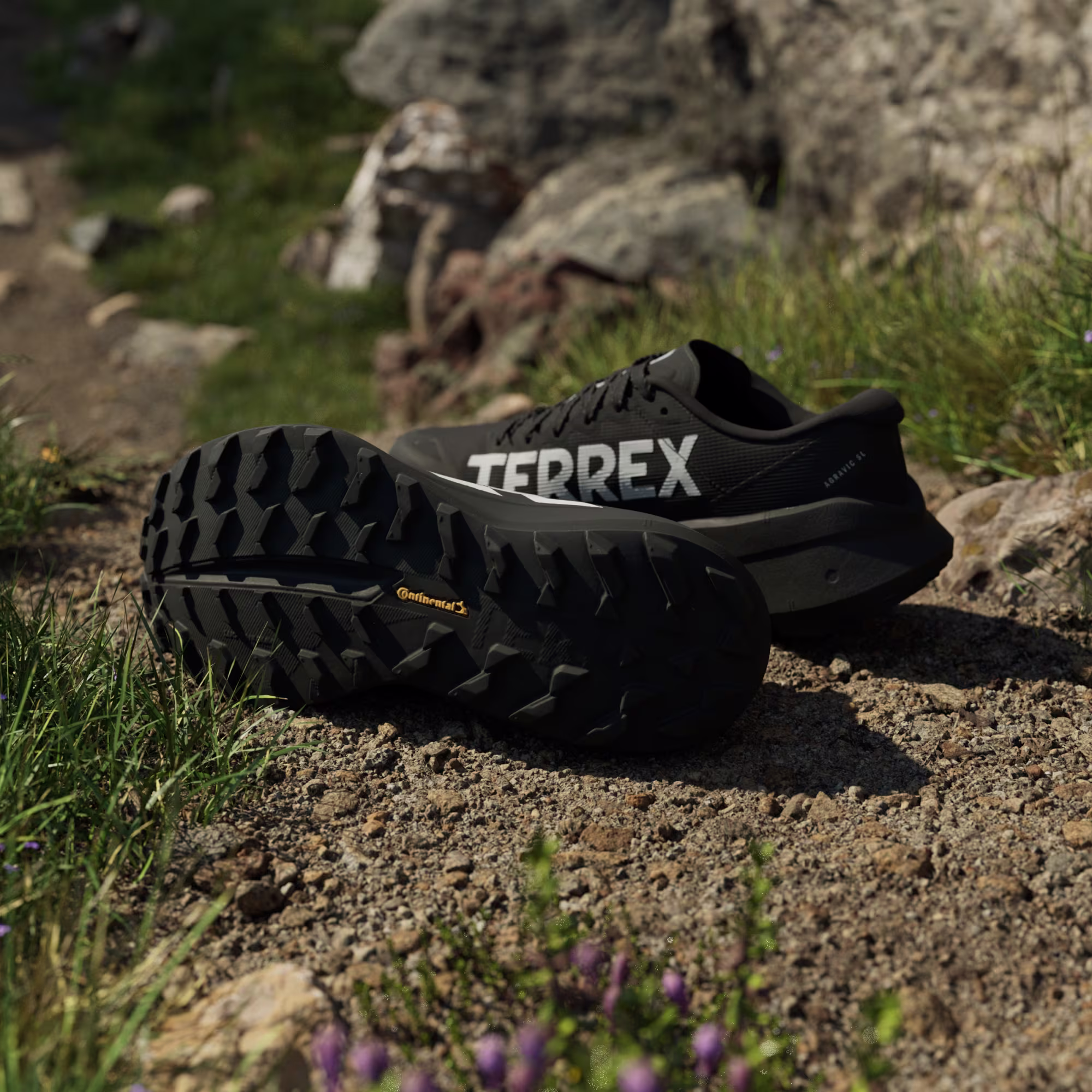 Terrex_Agravic_SL_Trail_Running_Shoes_Black_KH8804_HM4