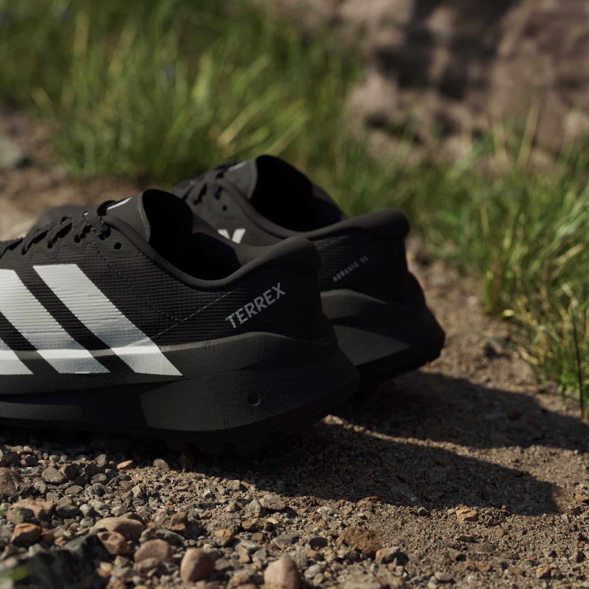 Terrex_Agravic_SL_Trail_Running_Shoes_Black_KH8804_HM9